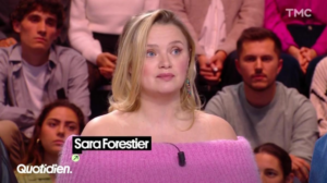 “Avant de m’embrasser…” : Sara Forestier révèle dans Quotidien la manie répugnante d’un acteur avec qui elle a tourné