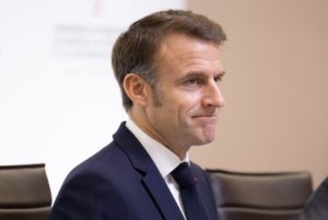 Emmanuel Macron face à une star des JO : cette vidéo en plein cœur de l’Elysée qu’on ne pensait jamais voir