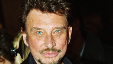 « Quand j’ai su après sa mort… » : ce côté sombre de Johnny Hallyday qui a brisé Laura Smet