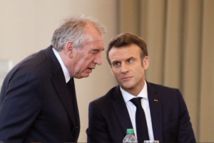 François Bayrou : retour sur cette gifle infligée à un enfant de 11 ans, une séquence télé dévastatrice