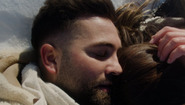 Kendji Girac demande pardon à sa femme dans le clip « J’ai changé »