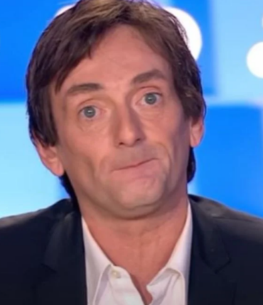 Pierre Palmade : cet incident grave, capté par les caméras de la prison, laisse craindre pour sa sécurité, “Il est encore plus inquiet…”