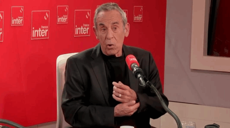 « Apprends à parler français » : Thierry Ardisson pousse Laurent Baffie sous le bus en plein direct