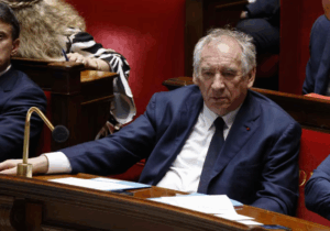 François Bayrou annonce une loi pour abroger prochainement le Code noir