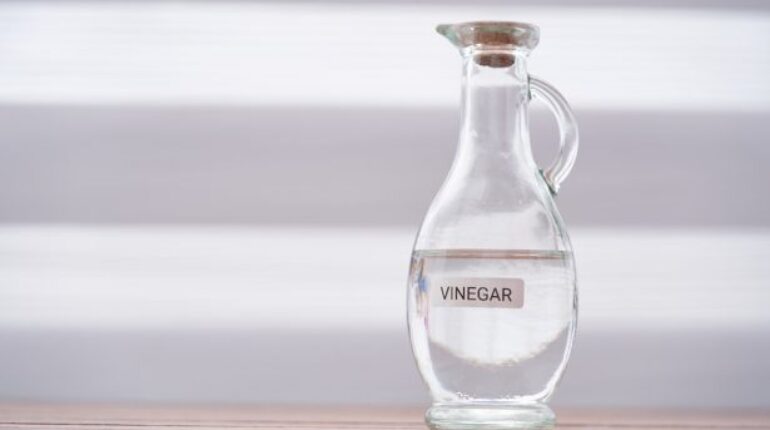 Le vinaigre blanc pour la santé : un remède miracle ou un simple mythe ?