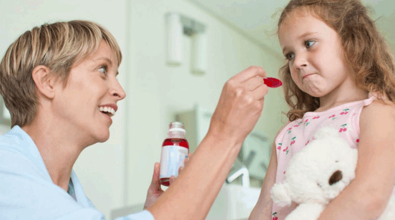 Enfin dévoilés ! Ces 10 médicaments pour enfants que les parents devraient éviter