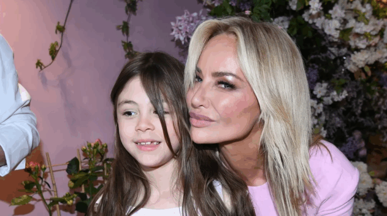 Adriana Karembeu : sa fille Nina, 6 ans, déménage de son hôtel à Marrakech, voici où elle va s’installer