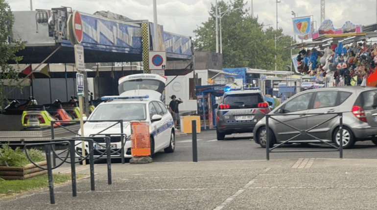 Une fillette de 3 ans entre la vie et la mort après un accident à la fête foraine