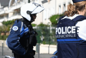 Pau : Une femme en plein accouchement bloquée par le Tour de France, le couple escorté par la police jusqu’à l’hôpital