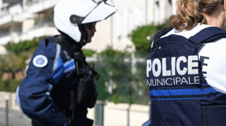 Pau : Une femme en plein accouchement bloquée par le Tour de France, le couple escorté par la police jusqu’à l’hôpital