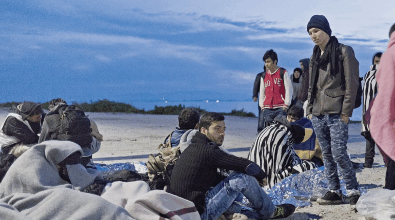 «Nous ne sommes plus un hôtel» : la Grèce ferme ses frontières aux migrants venus d’Afrique du Nord