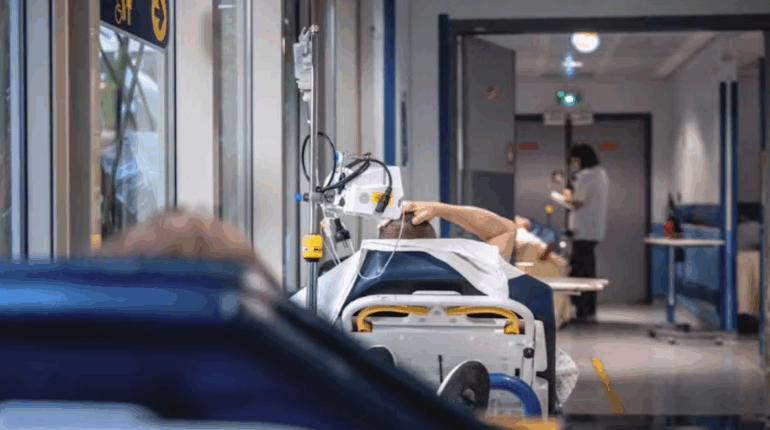 Le ministère de la Santé a demandé aux hôpitaux français de se préparer à la guerre d’ici mars 2026