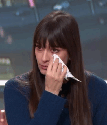 Malaise dans C à vous : Clara Luciani très gênée par une vidéo