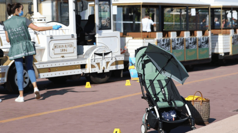 Ivre, le conducteur du petit train touristique roule sur un bébé de 19 mois en plein centre-ville