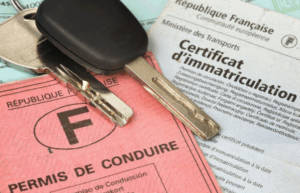 Fin du « papier rose » : des millions de conducteurs vont devoir changer leur permis