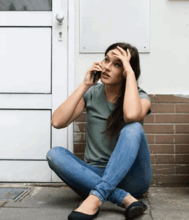 Excédée, elle vire illégalement sa squatteuse et se prend un tollé : « Si c&rsquo;était à refaire, je le referais encore et toujours »