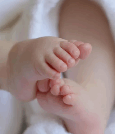 « Un beau bébé » : cette maman accouche d’un enfant de 5,8 kilos, les gens n’ont jamais vu un bébé aussi dodu