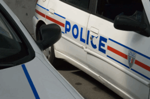 Loire-Atlantique : Une femme séquestrée pendant cinq ans réussit à s’évader, deux personnes mises en examen Loire-Atlantique : Une femme séquestrée pendant cinq ans réussit à s’évader, deux personnes mises en examen