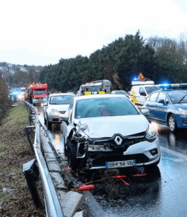 Huit véhicules impliqués dans un accident sur l&rsquo;A16 vers Boulogne-sur-Mer, un pompier volontaire mort en tentant d&rsquo;intervenir