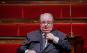 Fin des privilèges des ex-ministres : la sortie « hors-sol » du socialiste Daniel Vaillant soulève un tollé