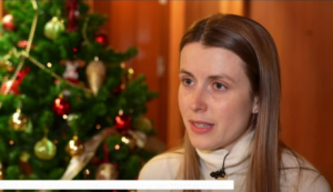 « J&rsquo;ai sauté du lit » : le récit d&rsquo;une étudiante en médecine qui a porté secours aux victimes de l&rsquo;incendie à Crans-Montana