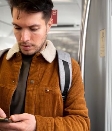 SNCF: un usager écope de 200 euros d&rsquo;amende pour avoir écouté une vidéo trop fort, est-ce légal?
