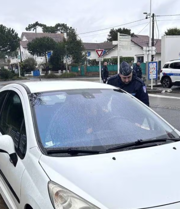 Une jeune femme braquée par deux hommes à la station Esso de Bailleul dans le Nord