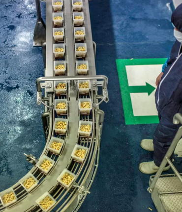 Un jeune ouvrier de Lustucru meurt après être tombé dans un hachoir dans le Rhône, l&rsquo;usine mise à l&rsquo;arrêt