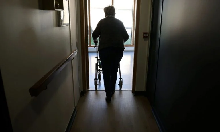 Trois personnes âgées meurent chez elles en Gironde (4)