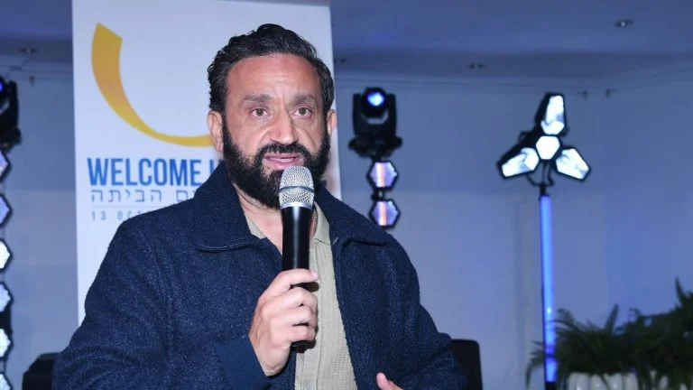 comptes-non-publies-hanouna-bientot-devant-la-just cover