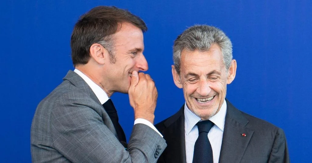 FocusArea=1214,683,1,1 sarkozy-regle-ses-comptes-avec-macron-dans-son-jou cover
